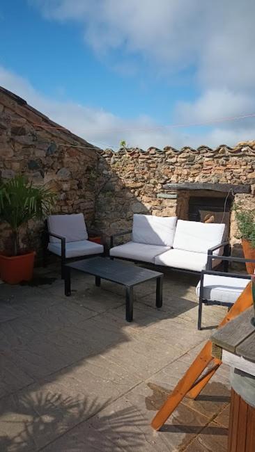 Bed and Breakfast Les Deux Arches Caunes-Minervois Exterior foto